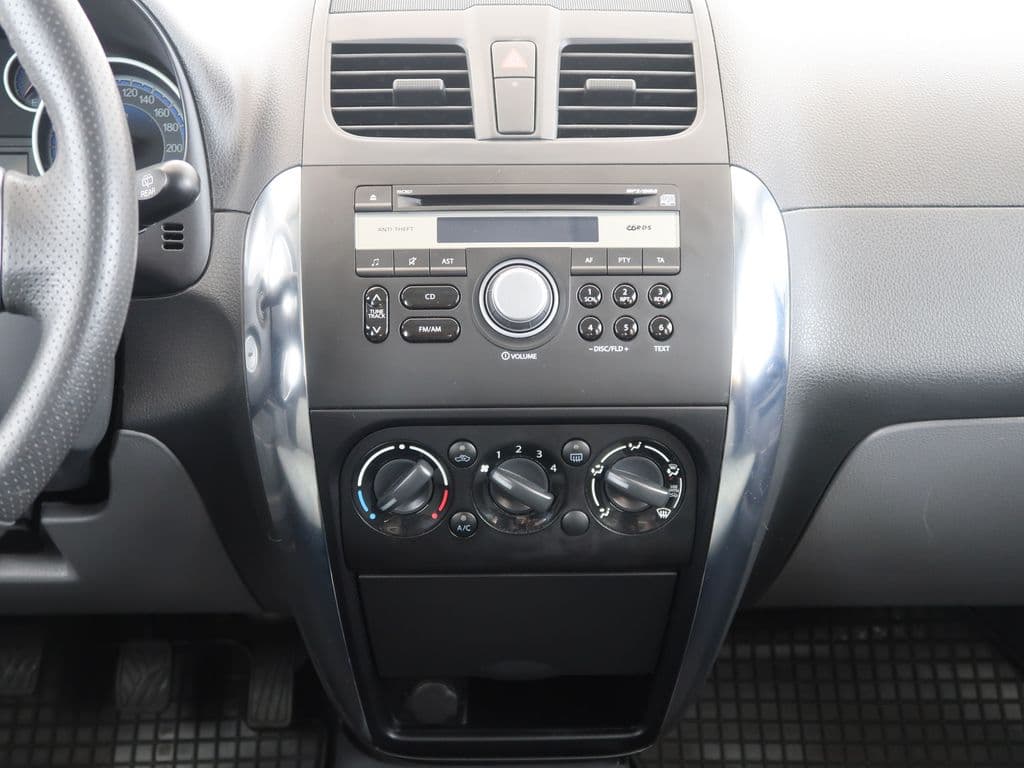 2014 Suzuki SX4 - 16