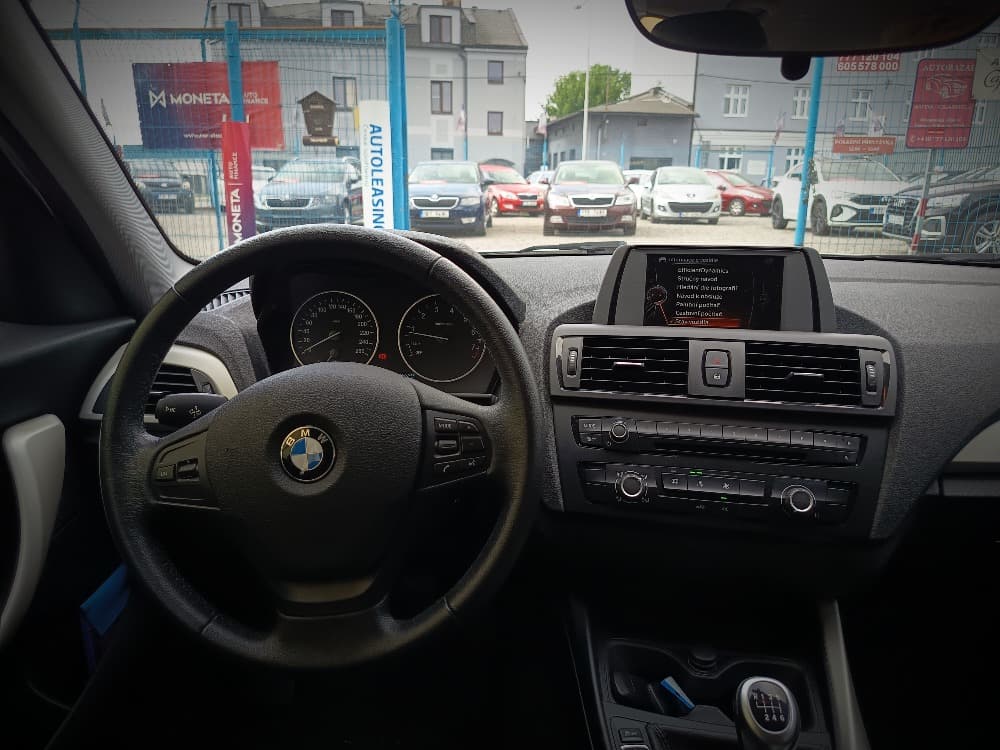 2015 BMW 1-SERIES - 19