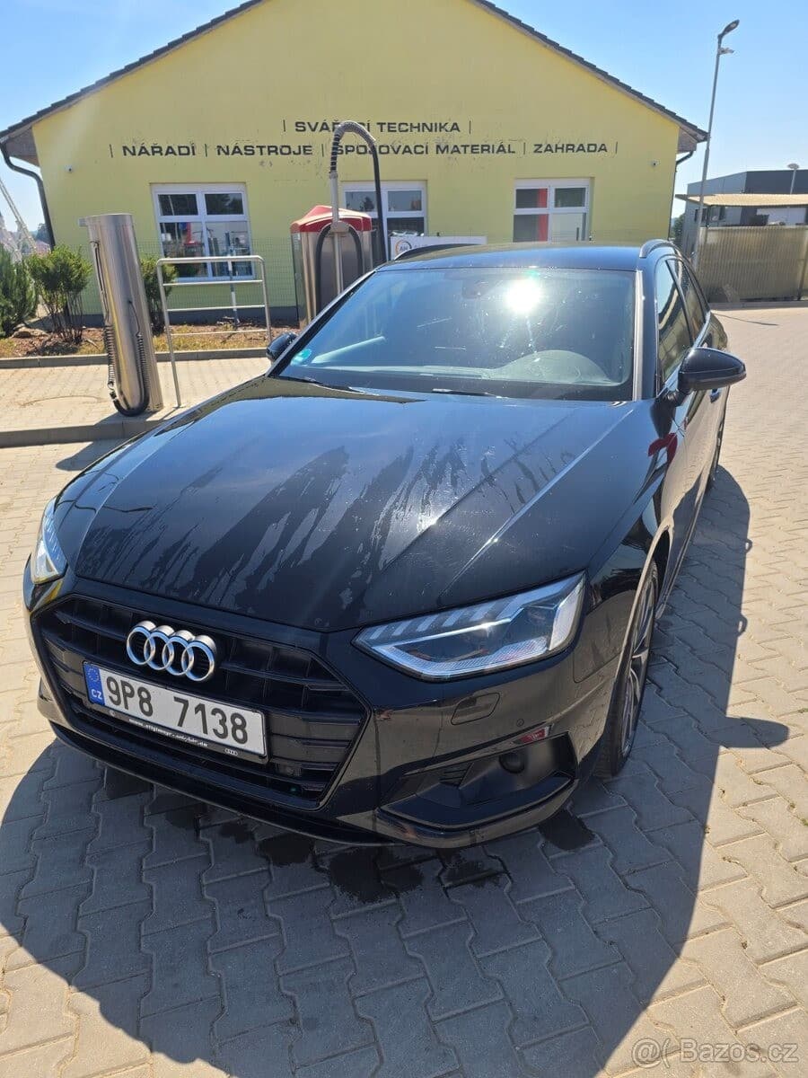 Audi A4 - 4