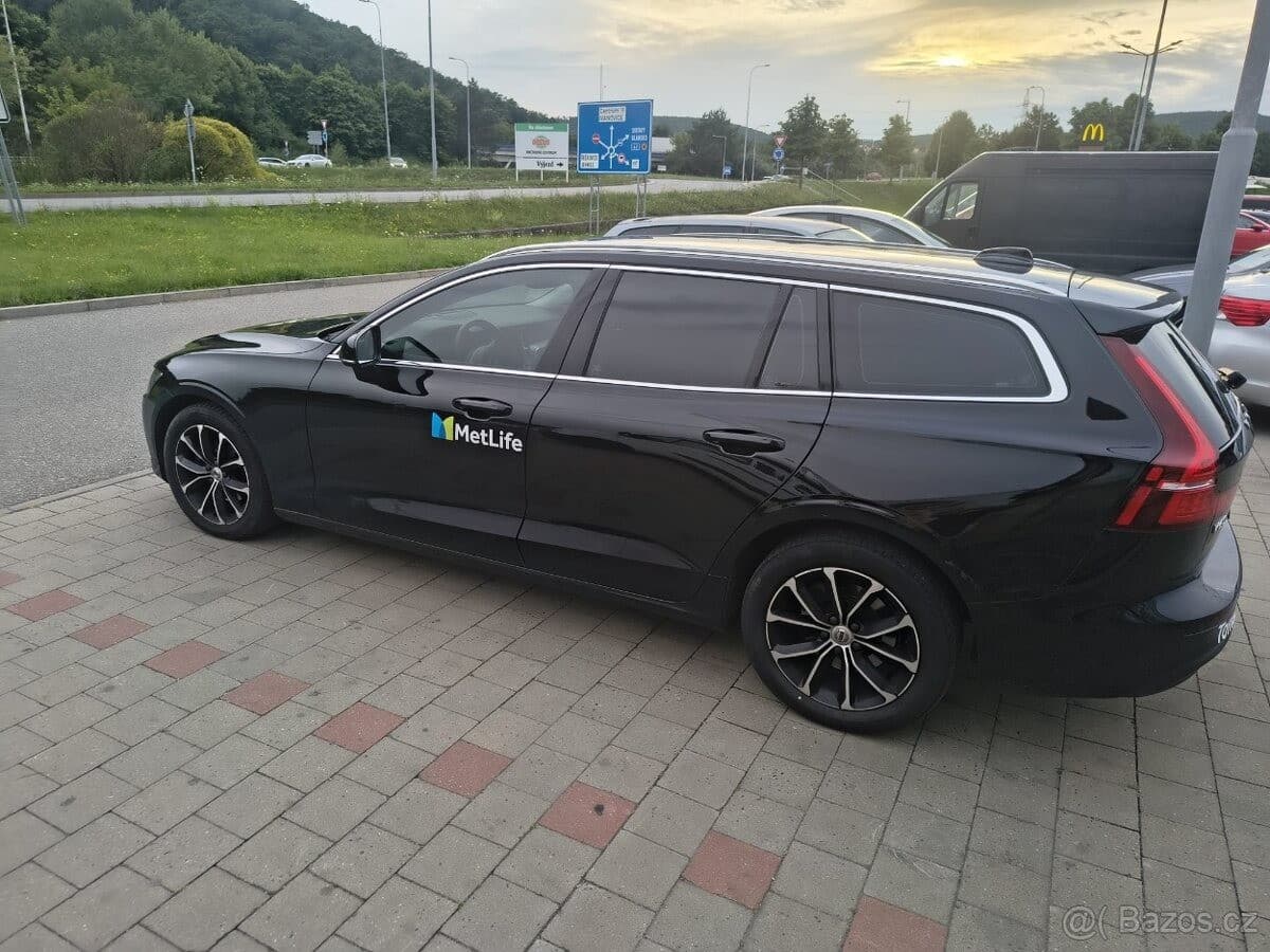 2021 Volvo V60 - 3