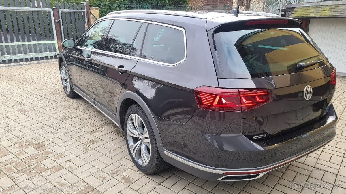 2020 Volkswagen PASSAT - 7