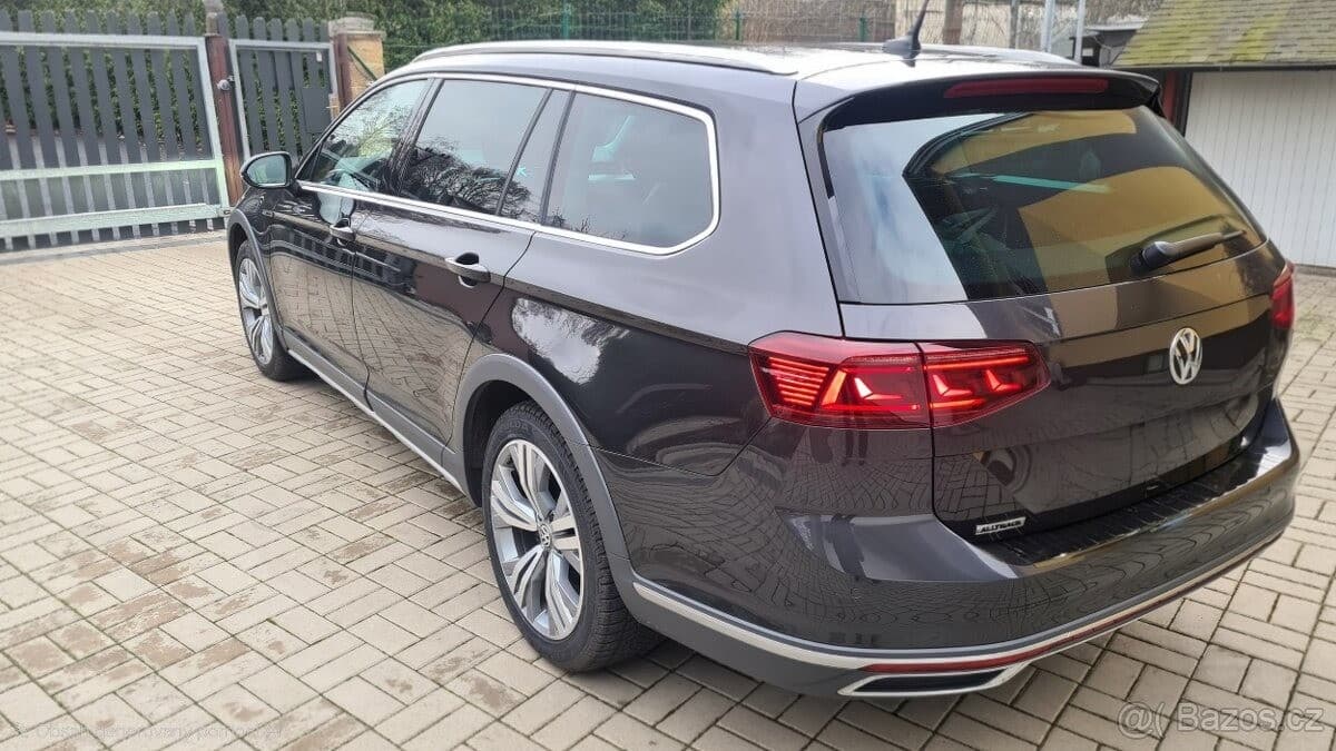 2020 Volkswagen PASSAT - 8