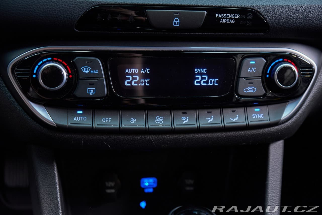 2023 Hyundai i30 - 18