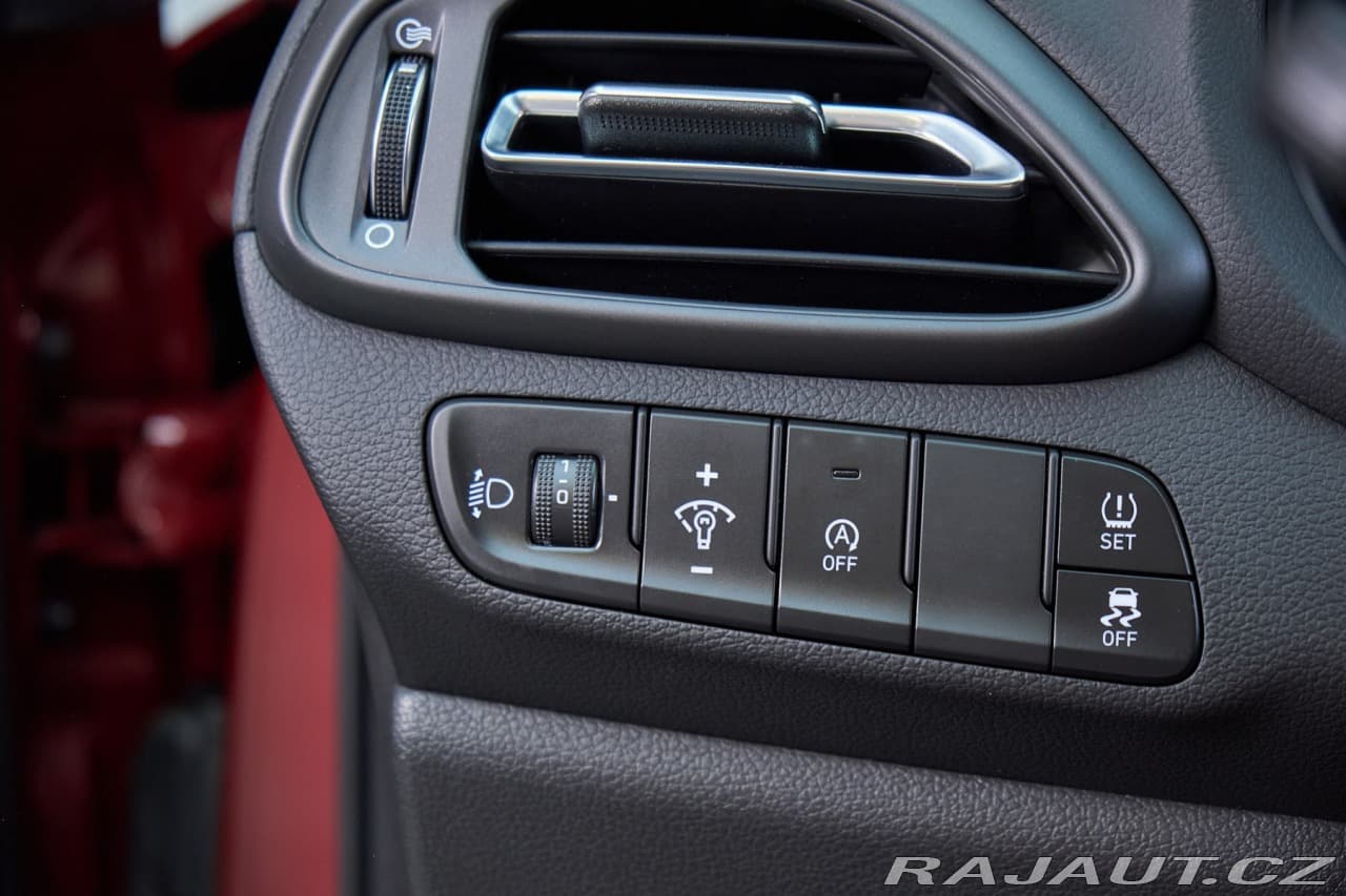 2023 Hyundai i30 - 13