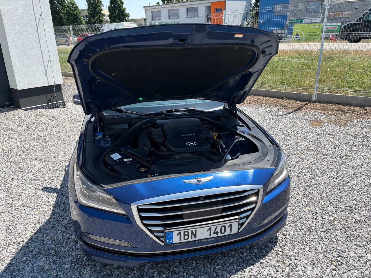 2017 Hyundai GENESIS - 14