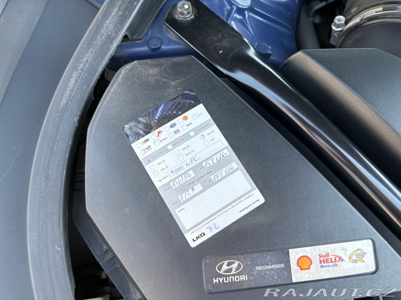 2017 Hyundai GENESIS - 16