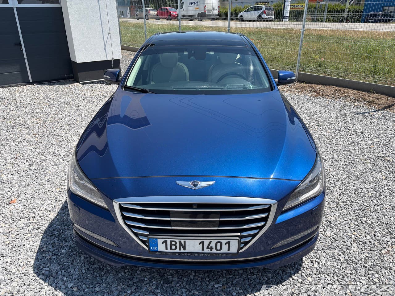 2017 Hyundai GENESIS - 4