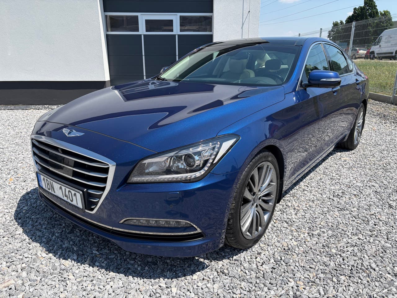 2017 Hyundai GENESIS - 5