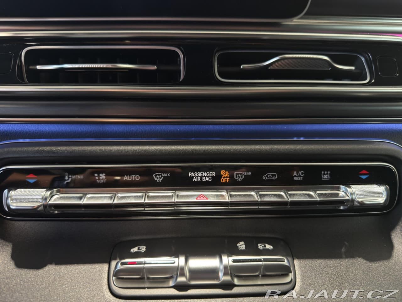 2025 Mercedes-Benz V-CLASS - 18