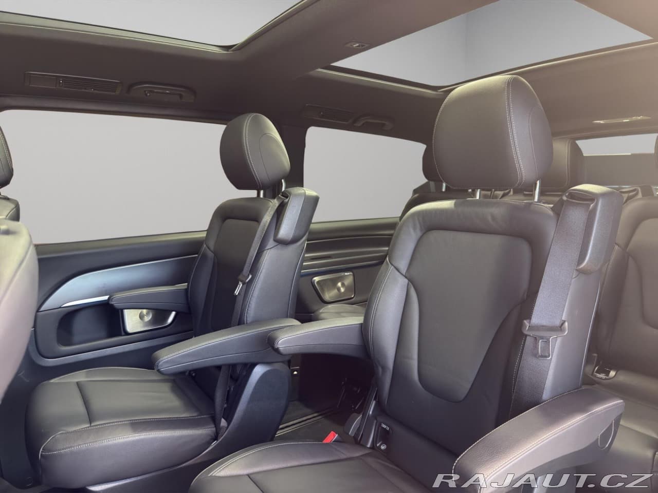 2025 Mercedes-Benz V-CLASS - 19