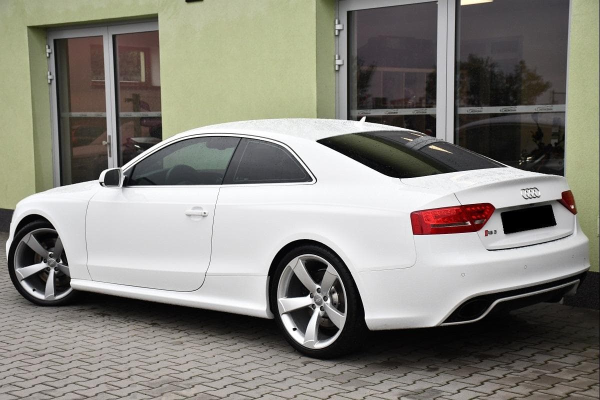 2010 Audi RS5 - 4