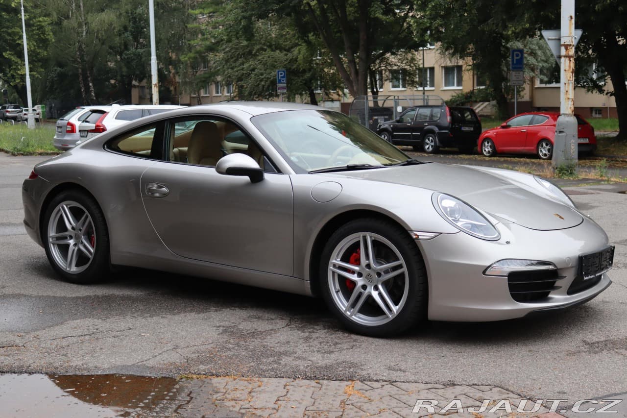 2012 Porsche 911 - 8