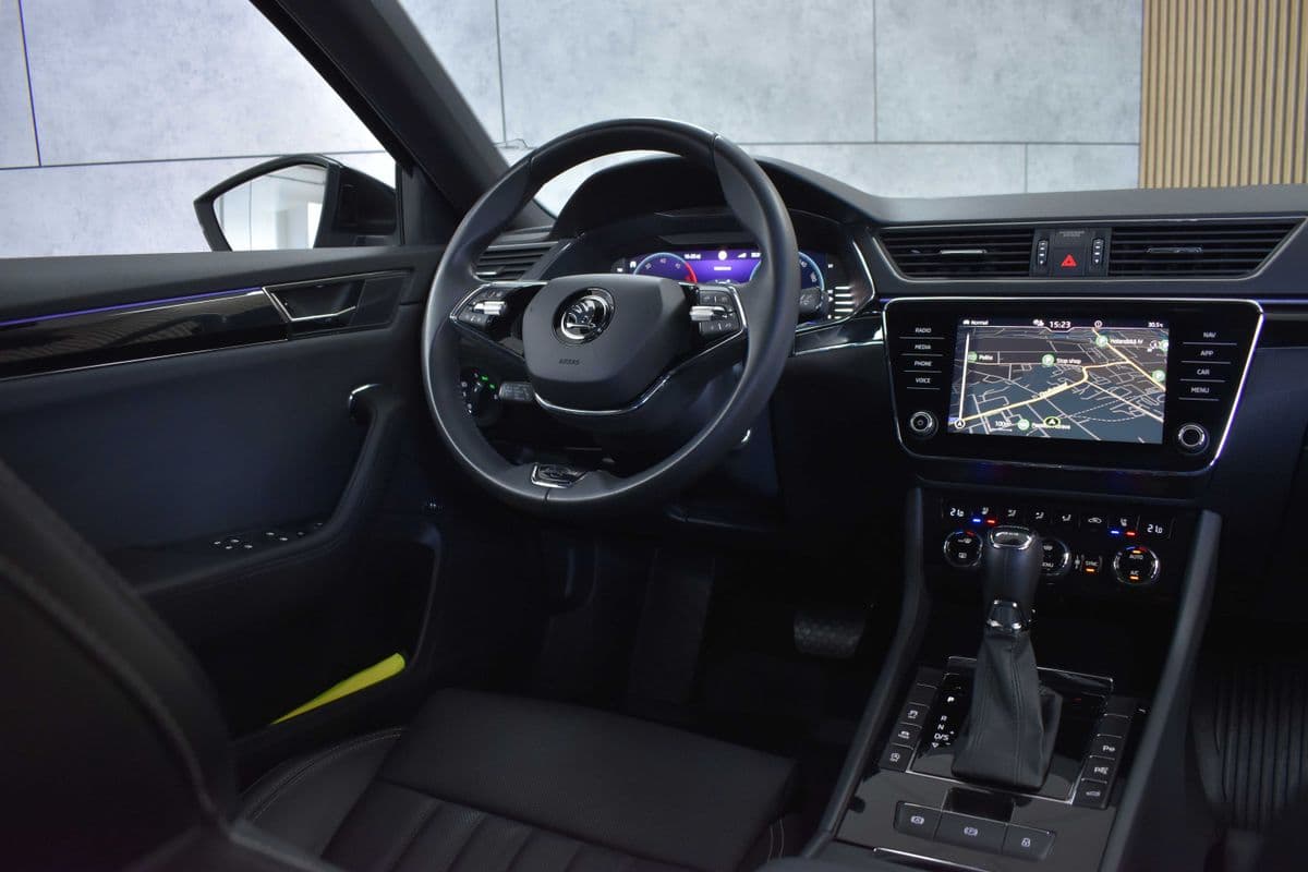 2023 Škoda SUPERB - 8
