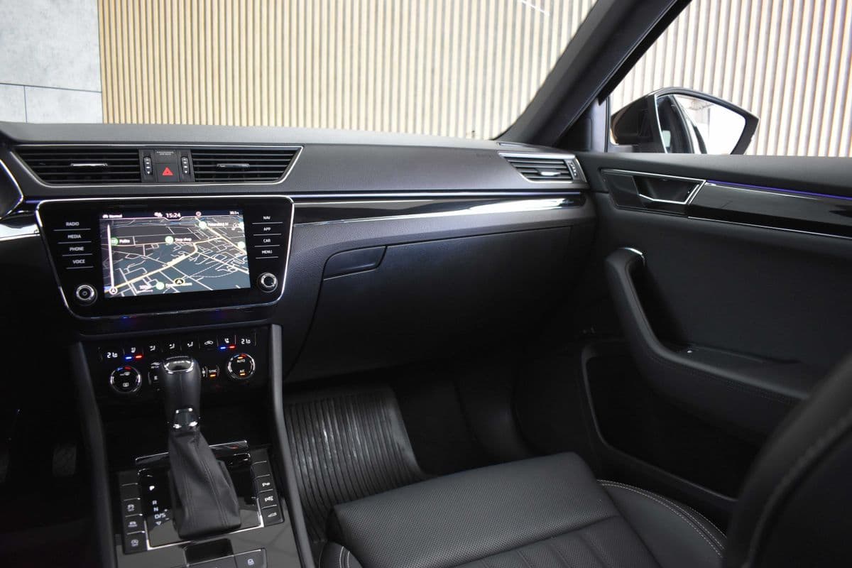 2023 Škoda SUPERB - 9