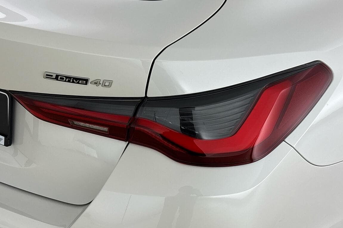 2026 BMW i4 - 5
