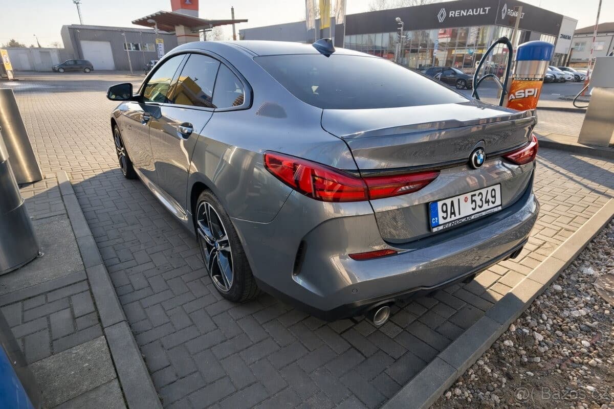 BMW 2-SERIES - 8