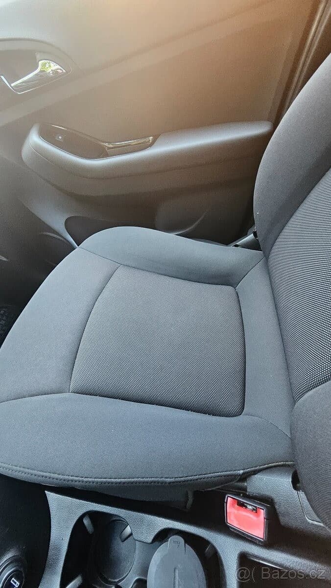 Chevrolet ORLANDO - 20