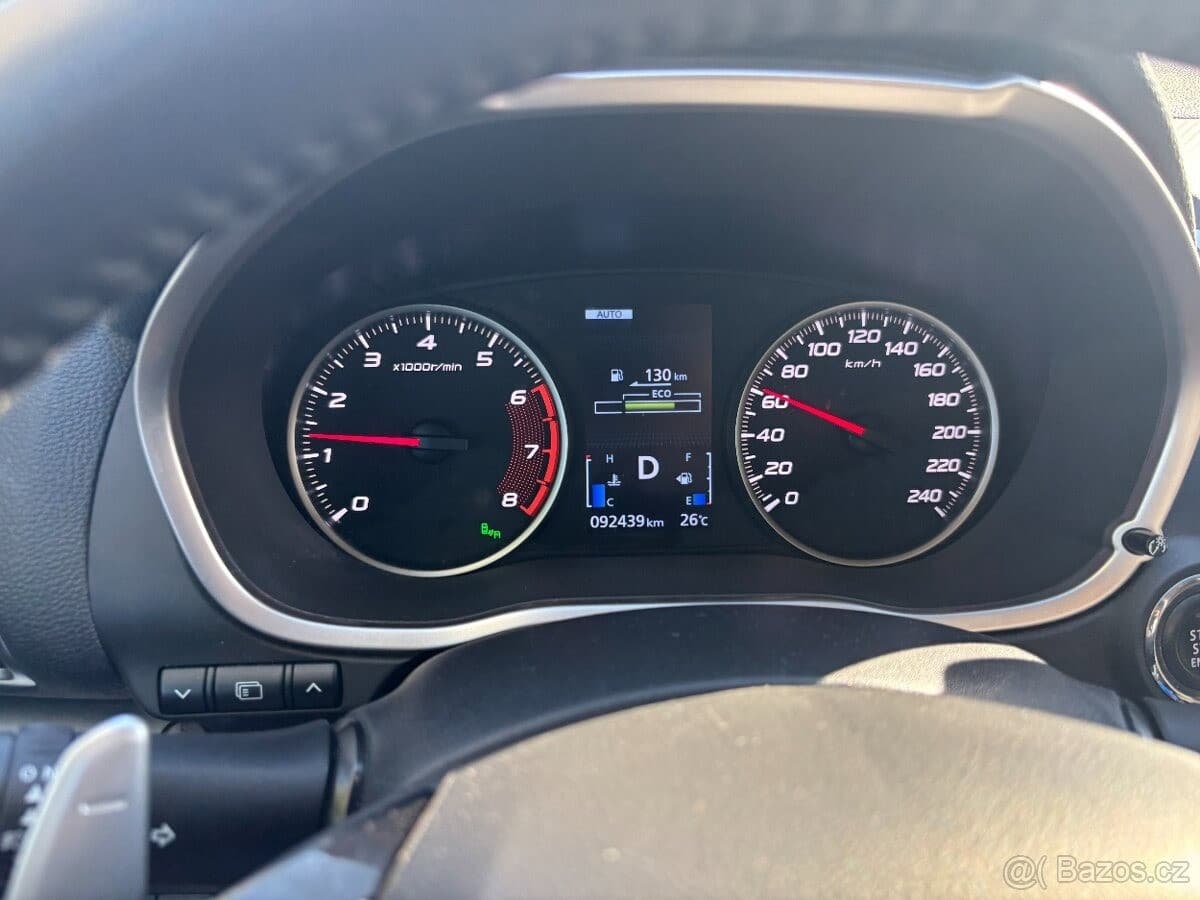 2019 Mitsubishi ECLIPSE - 11