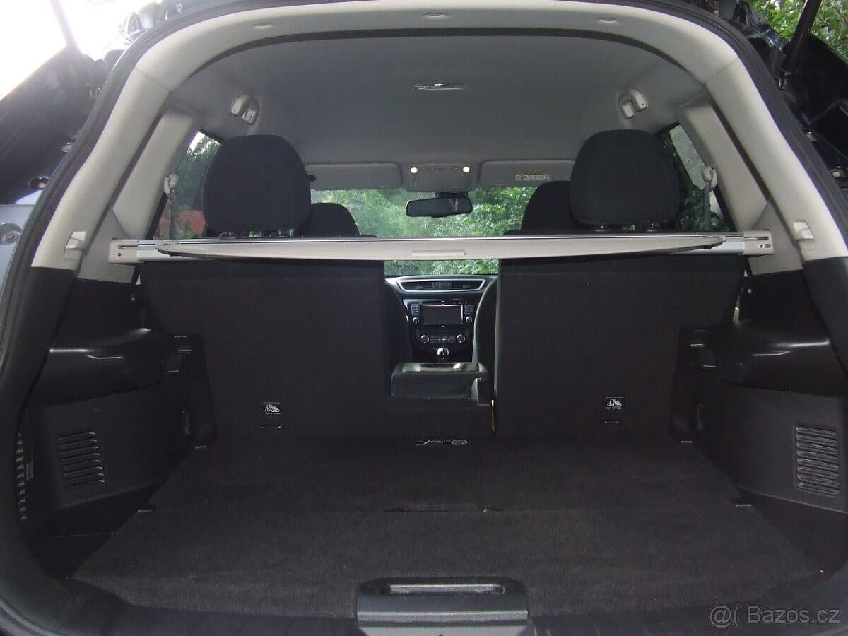 2016 Nissan X-TRAIL - 16