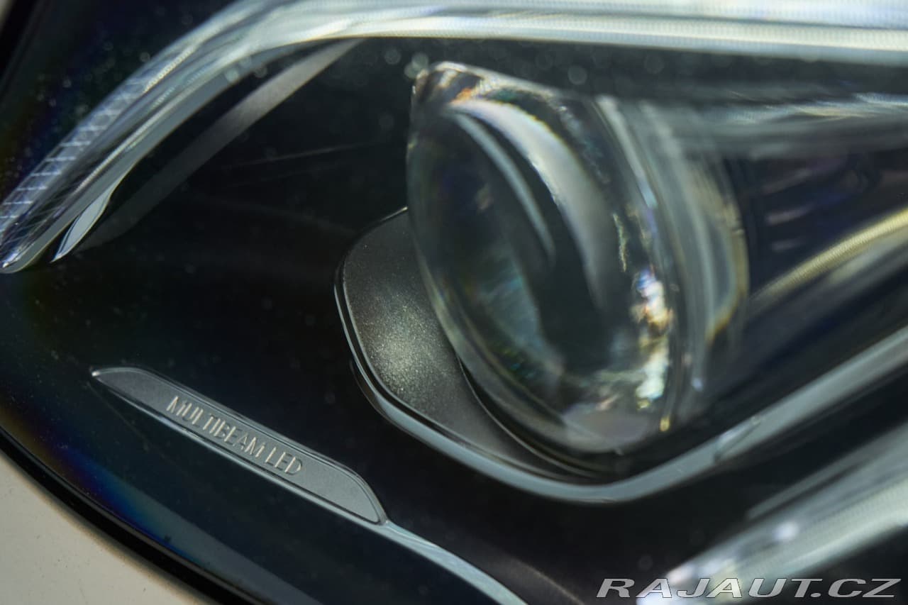 2019 Mercedes-Benz E-CLASS - 8