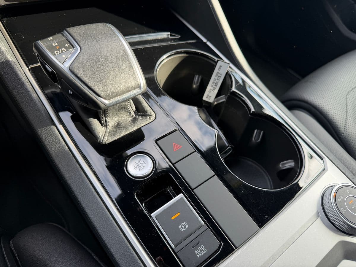 2023 Volkswagen TOUAREG - 10