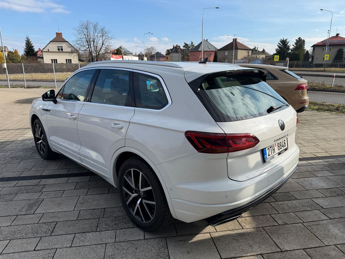 2023 Volkswagen TOUAREG - 3