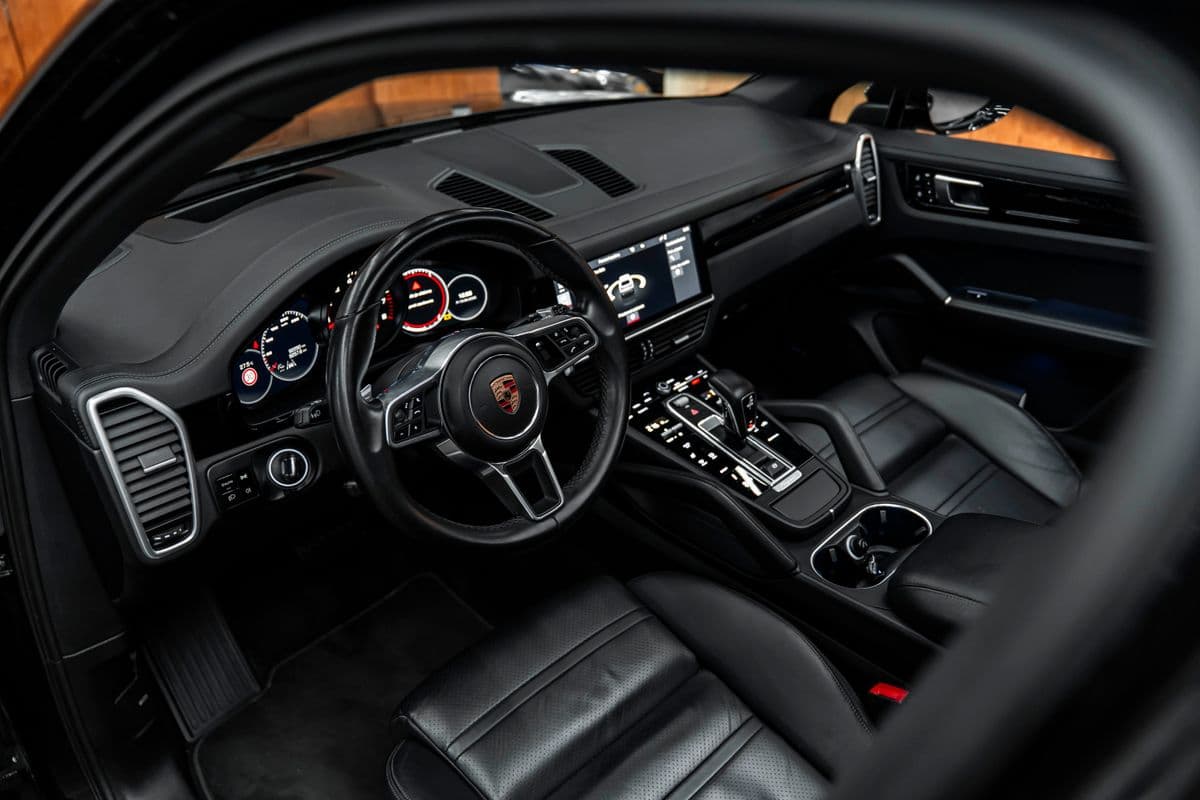 2019 Porsche CAYENNE - 7