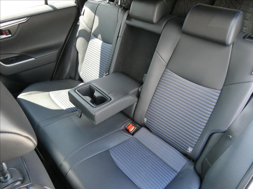 2021 Toyota RAV4 - 17