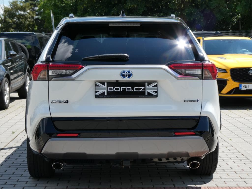 2021 Toyota RAV4 - 8