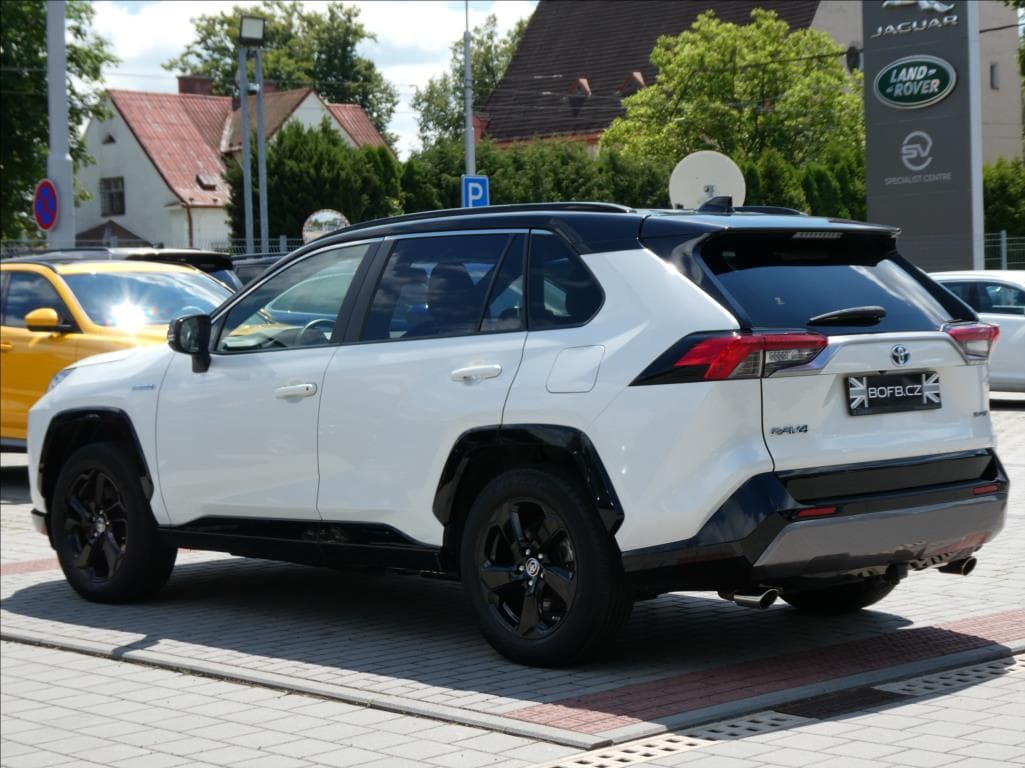 2021 Toyota RAV4 - 9