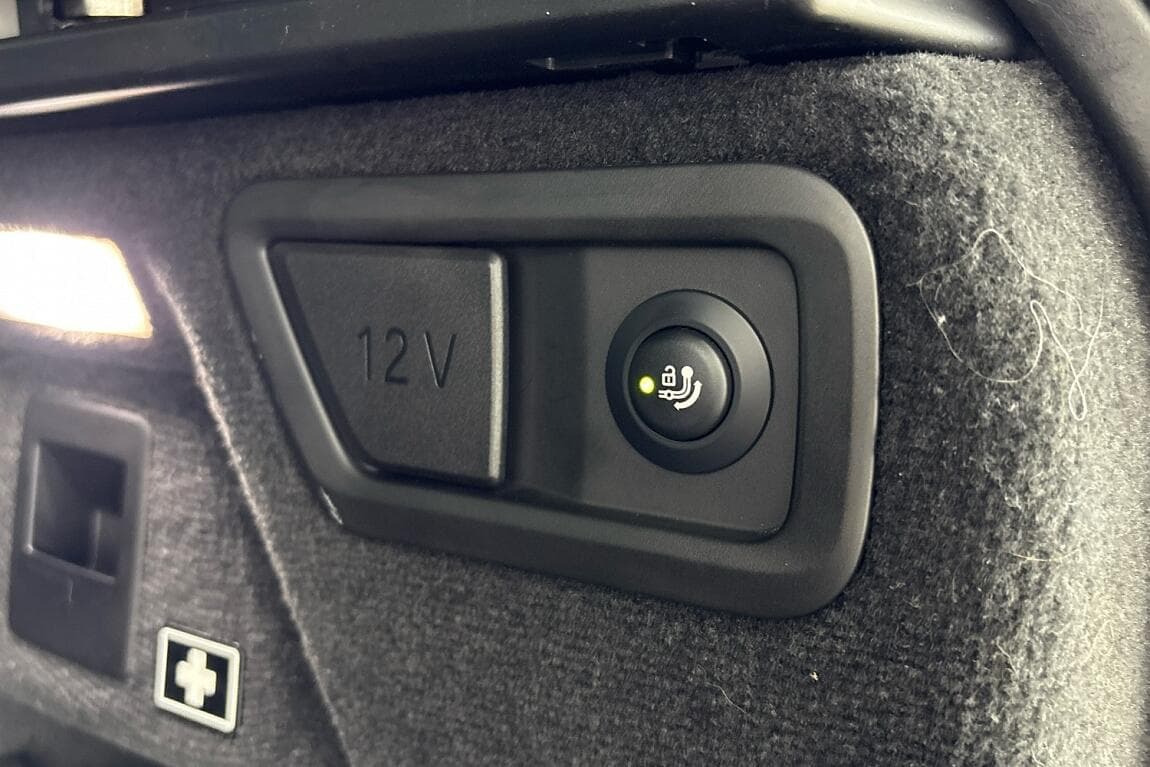 2024 BMW X7 - 12