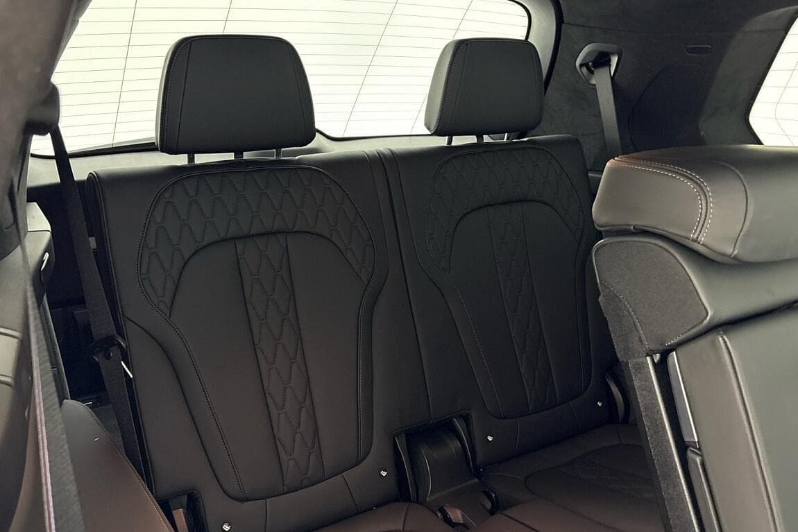 2024 BMW X7 - 14