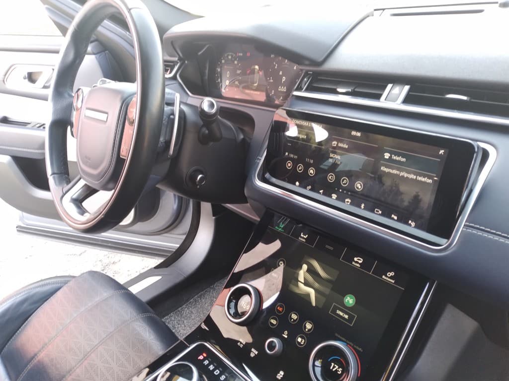 2019 Land Rover RANGE ROVER VELAR - 10