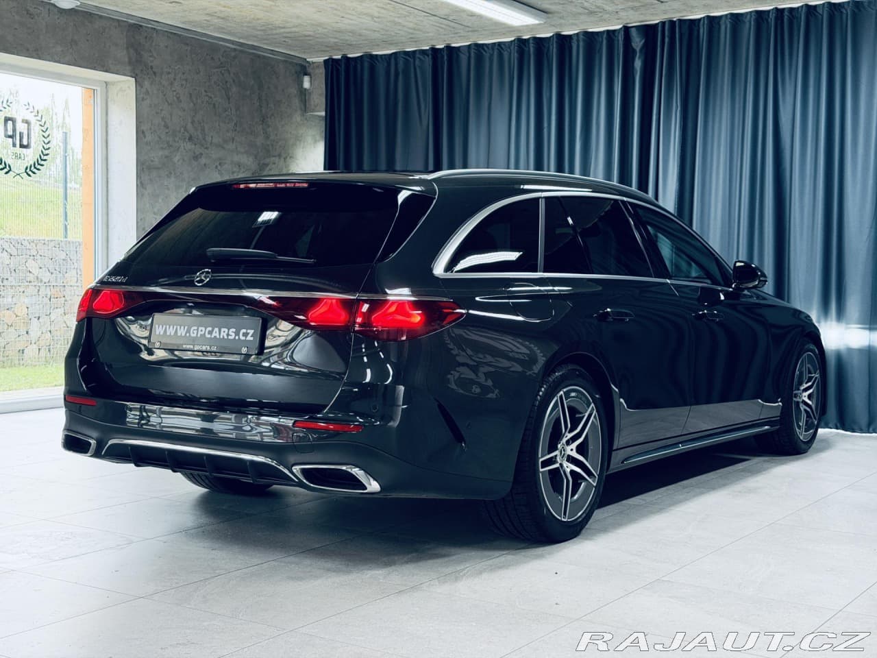 2025 Mercedes-Benz E-CLASS - 8