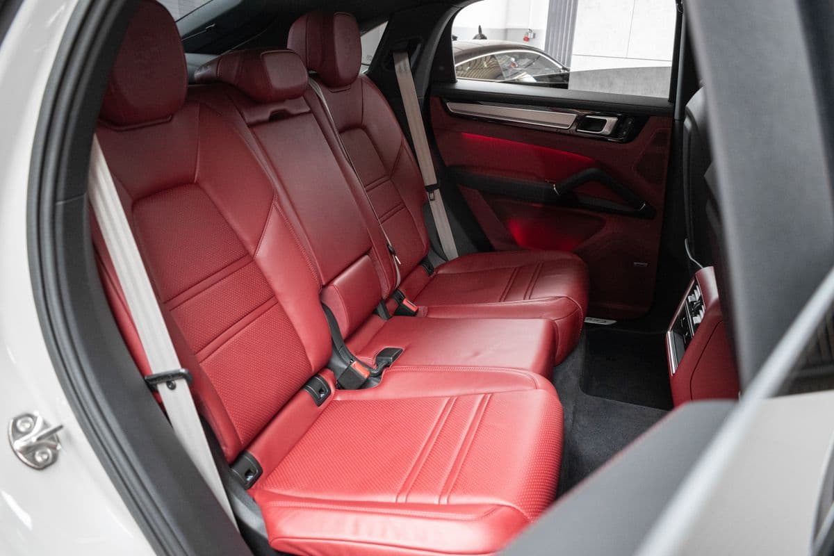 2023 Porsche CAYENNE - 13