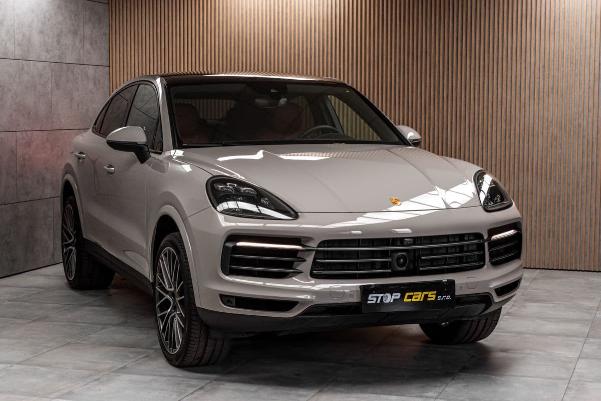 2023 Porsche CAYENNE - 3