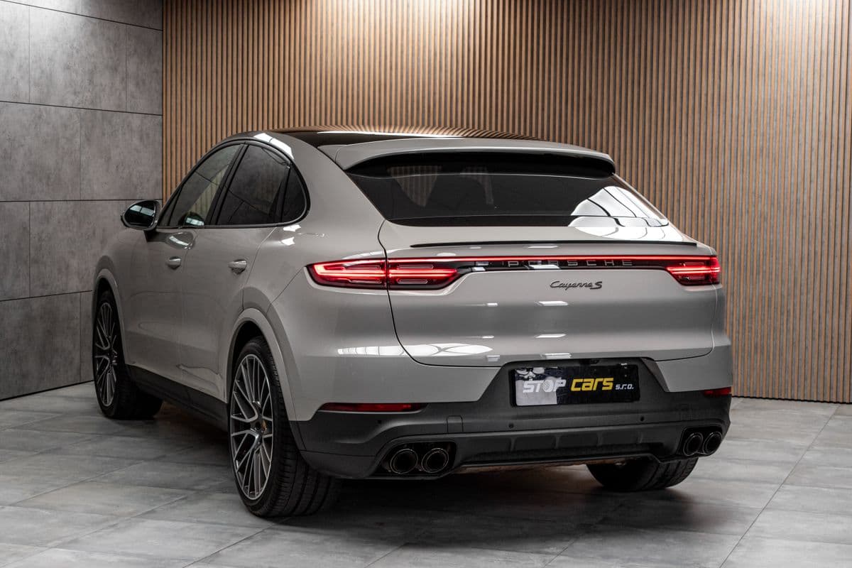 2023 Porsche CAYENNE - 4