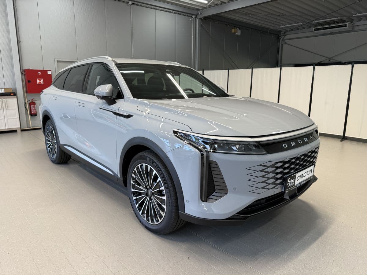 2025 Omoda 9 - 2