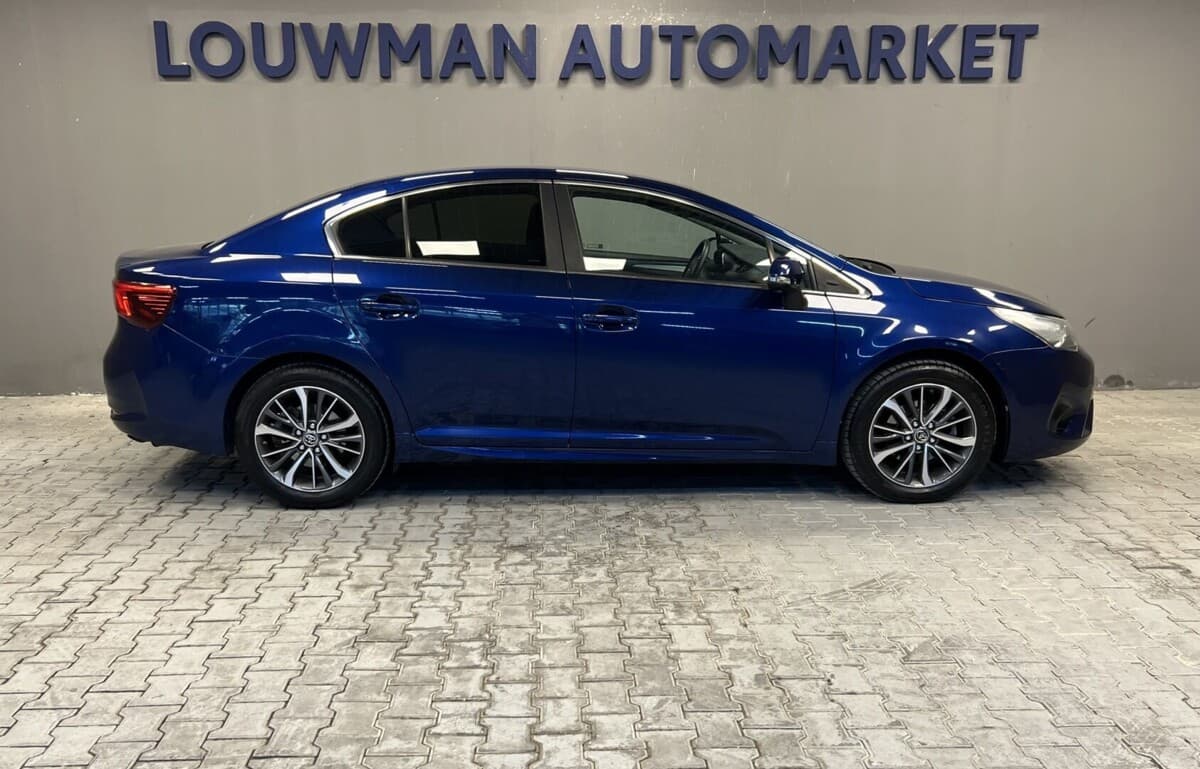 2016 Toyota AVENSIS - 16