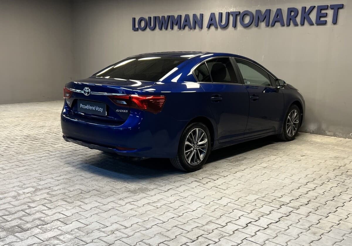 2016 Toyota AVENSIS - 2