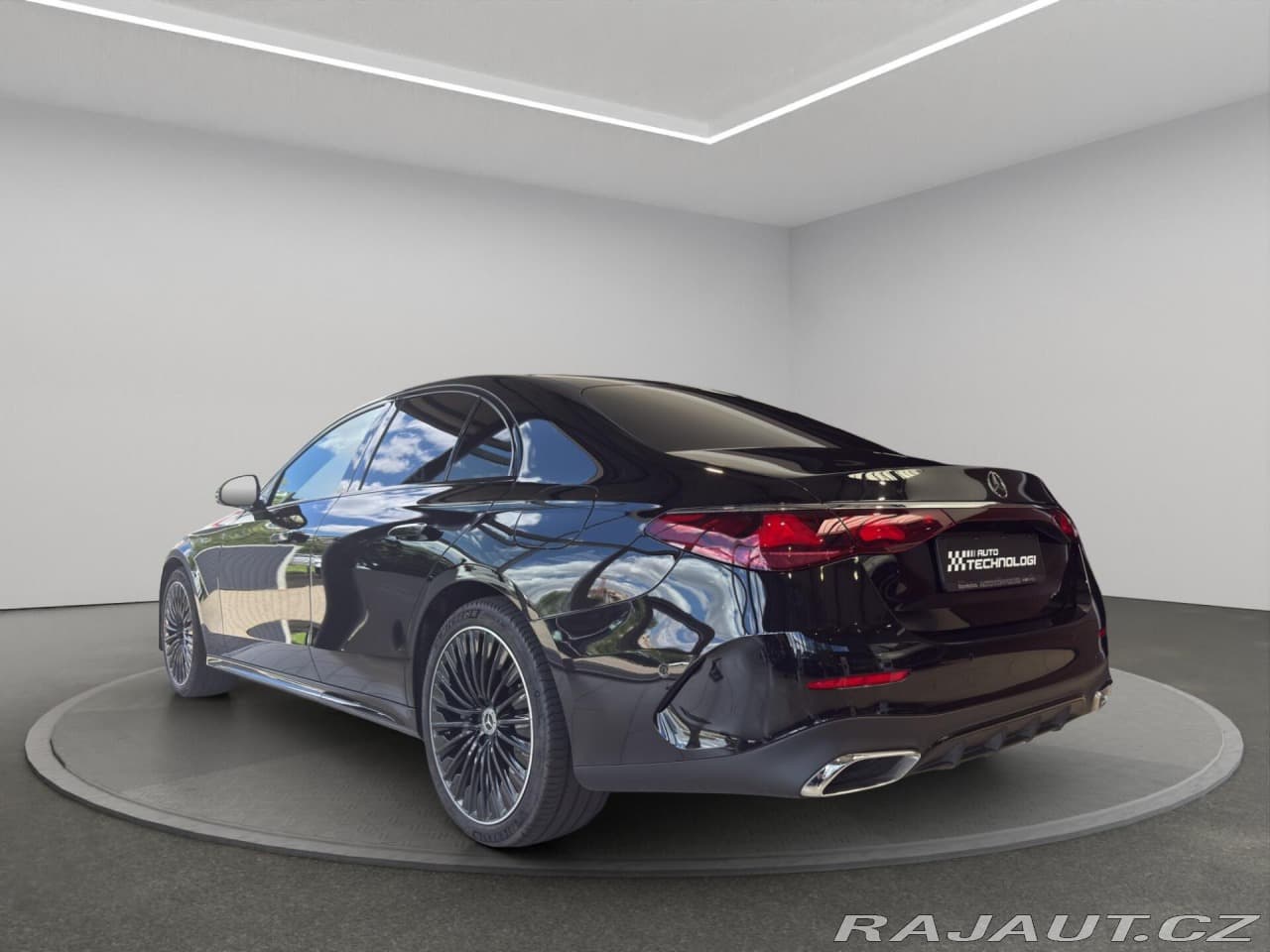 2025 Mercedes-Benz E-CLASS - 5