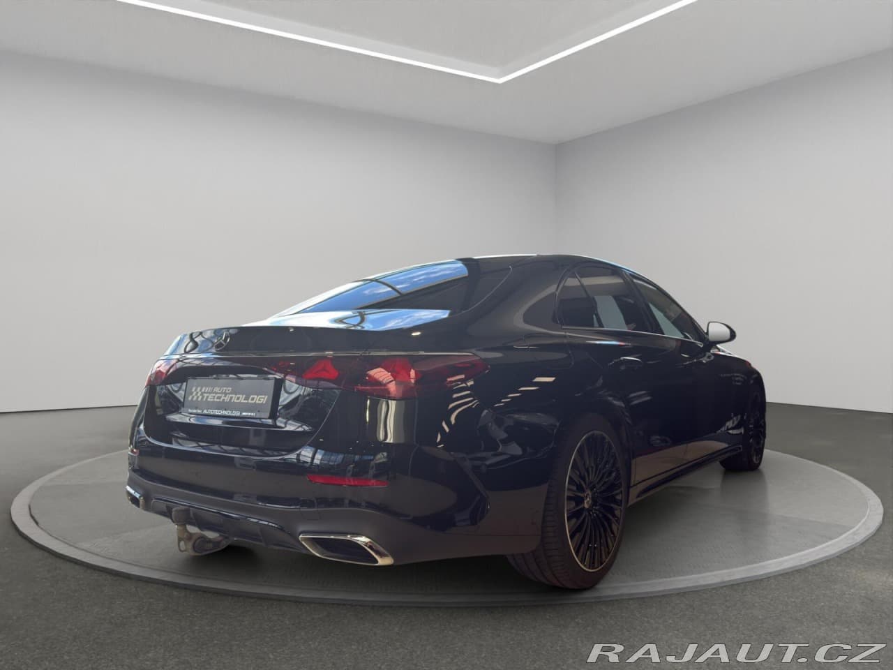 2025 Mercedes-Benz E-CLASS - 7