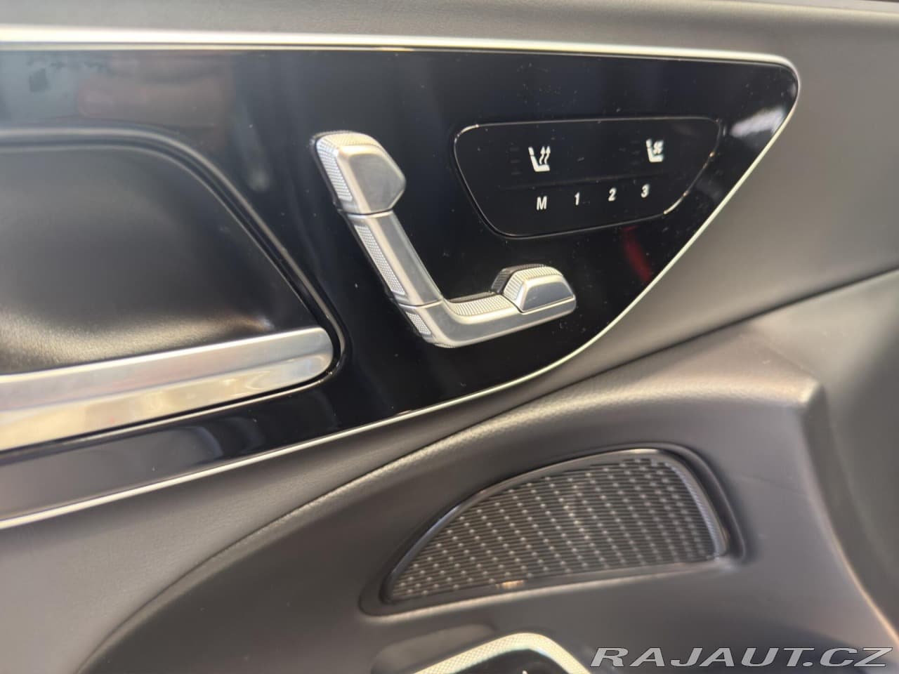 2025 Mercedes-Benz E-CLASS - 8