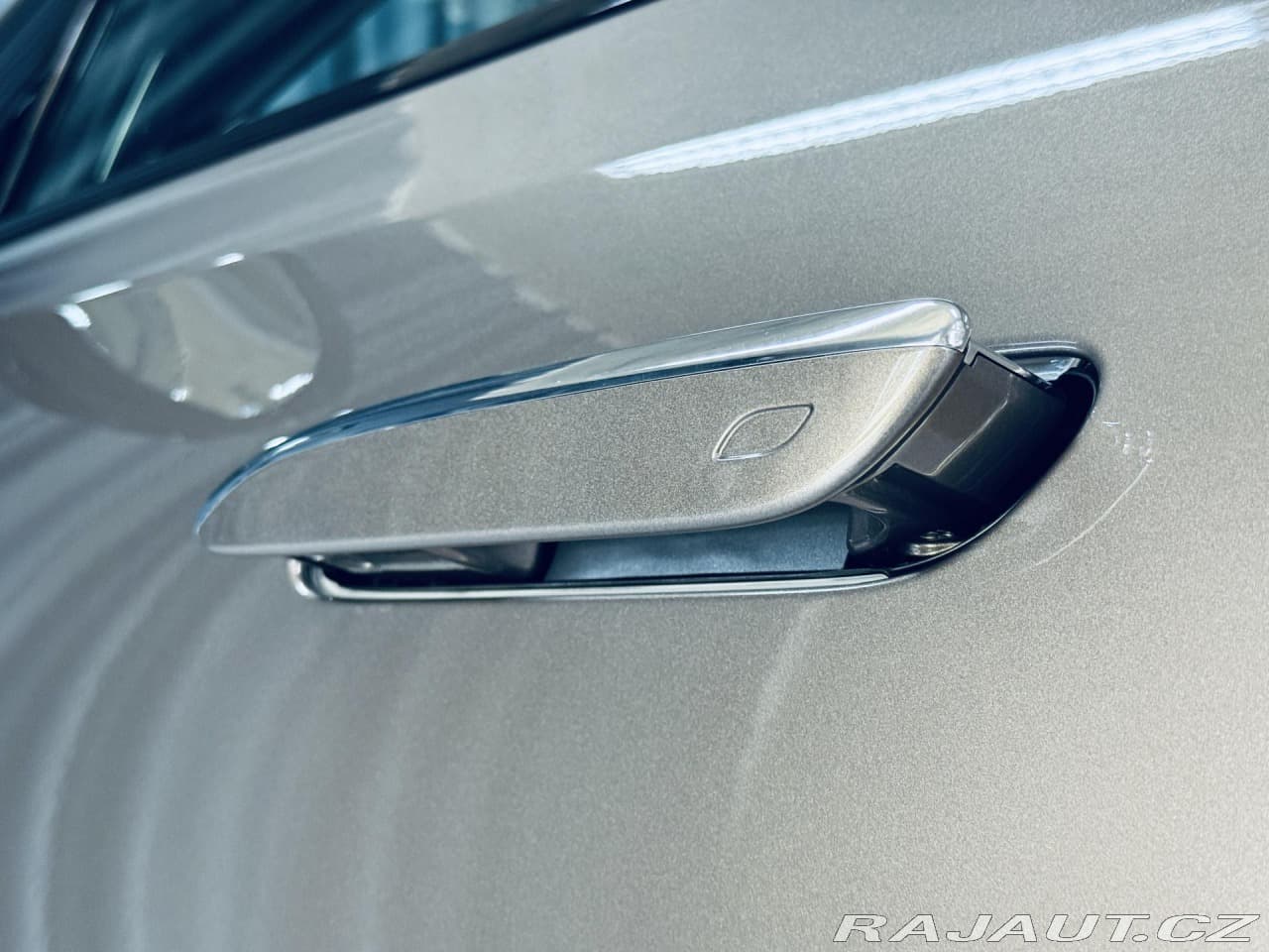 2025 Mercedes-Benz E-CLASS - 10