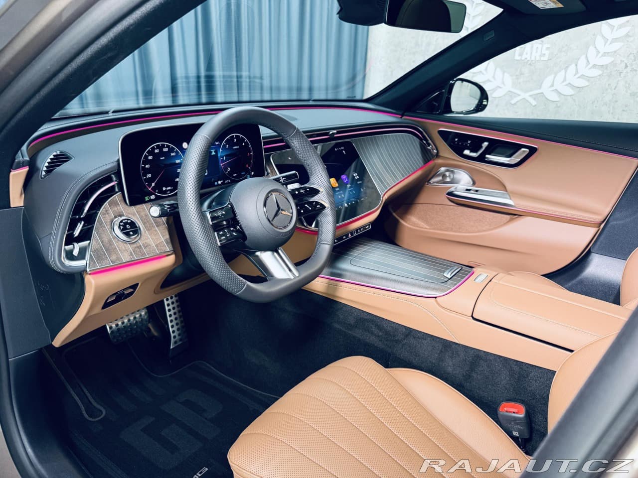 2025 Mercedes-Benz E-CLASS - 16