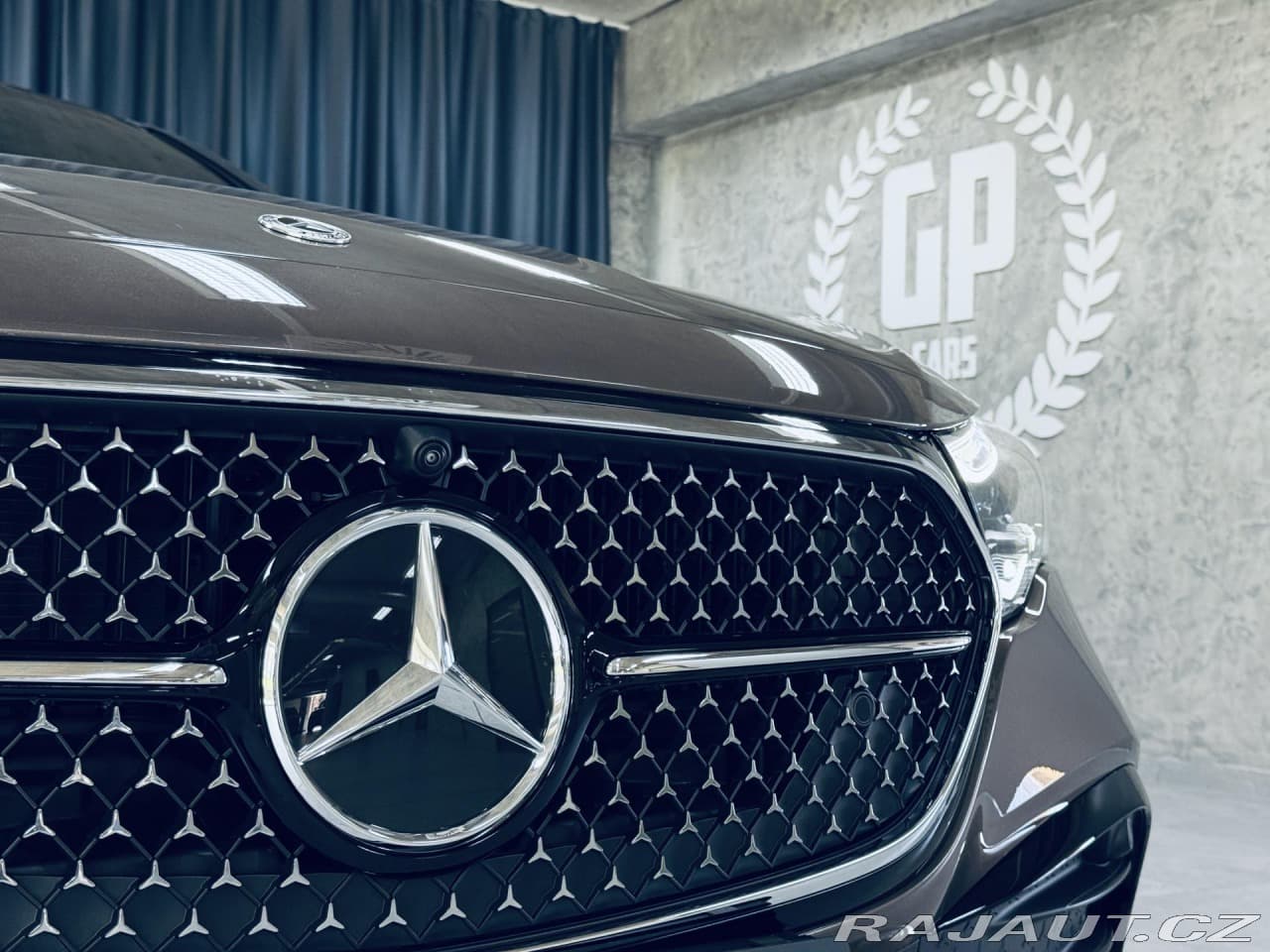 2025 Mercedes-Benz E-CLASS - 5