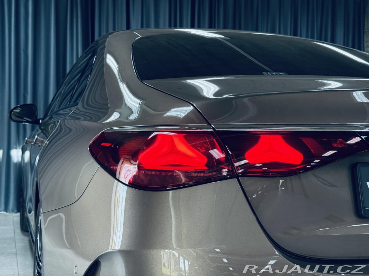 2025 Mercedes-Benz E-CLASS - 9