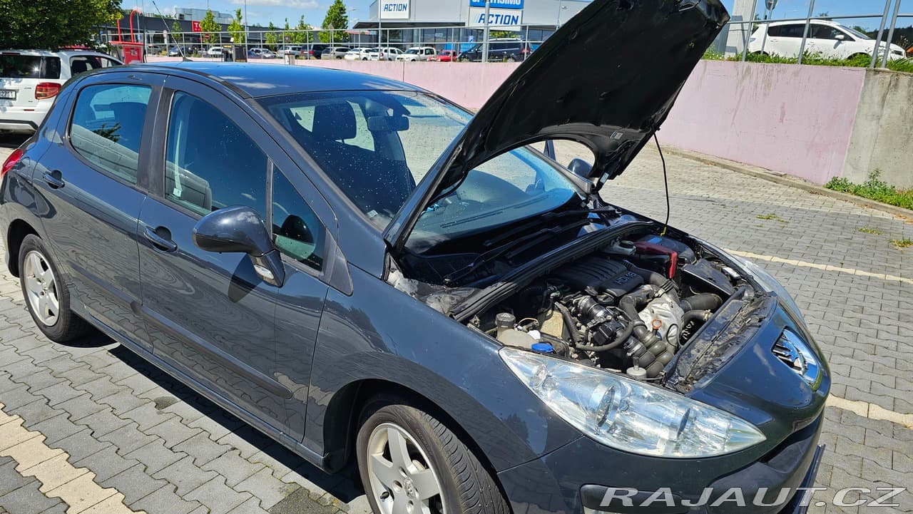 2010 Peugeot 308 - 12