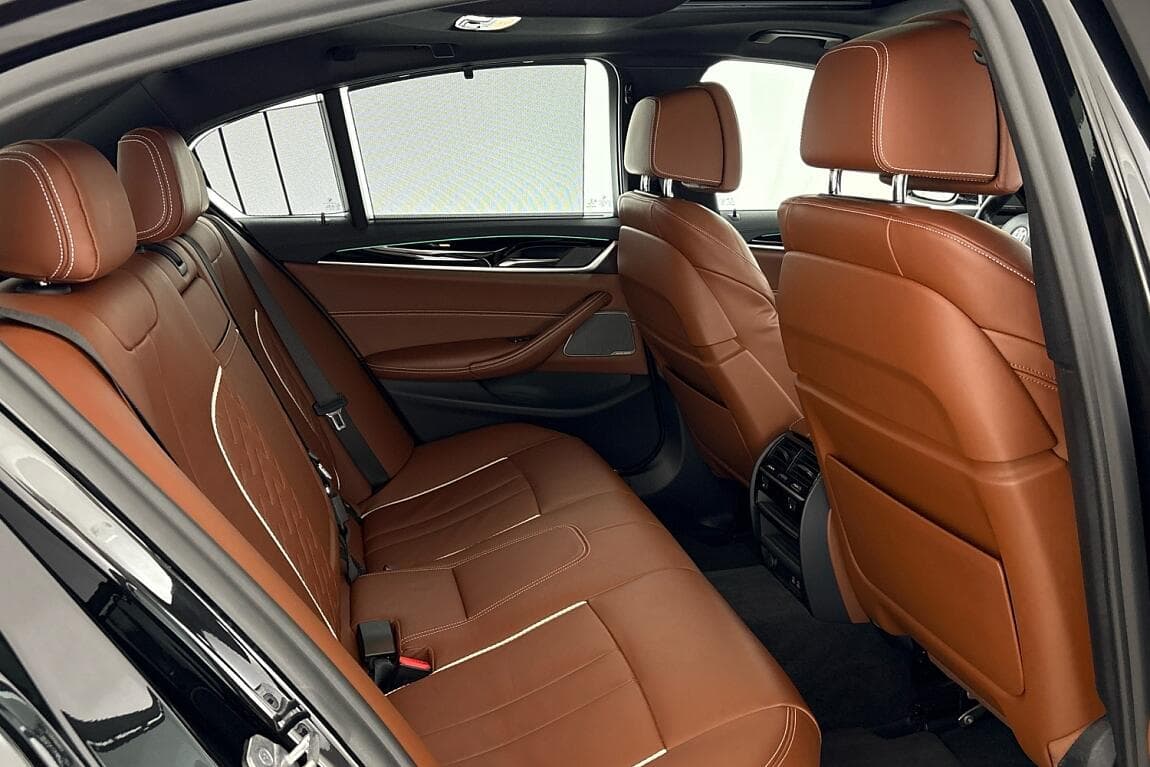 2020 BMW 5-SERIES - 11