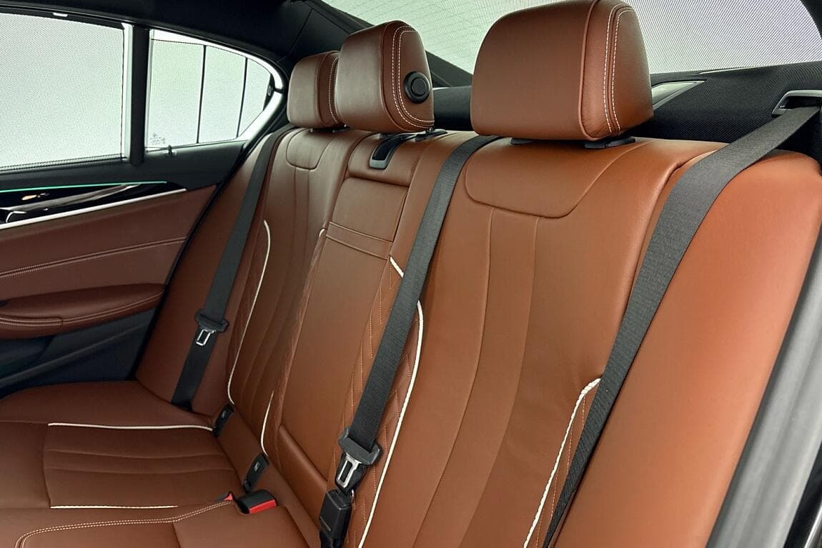 2020 BMW 5-SERIES - 8
